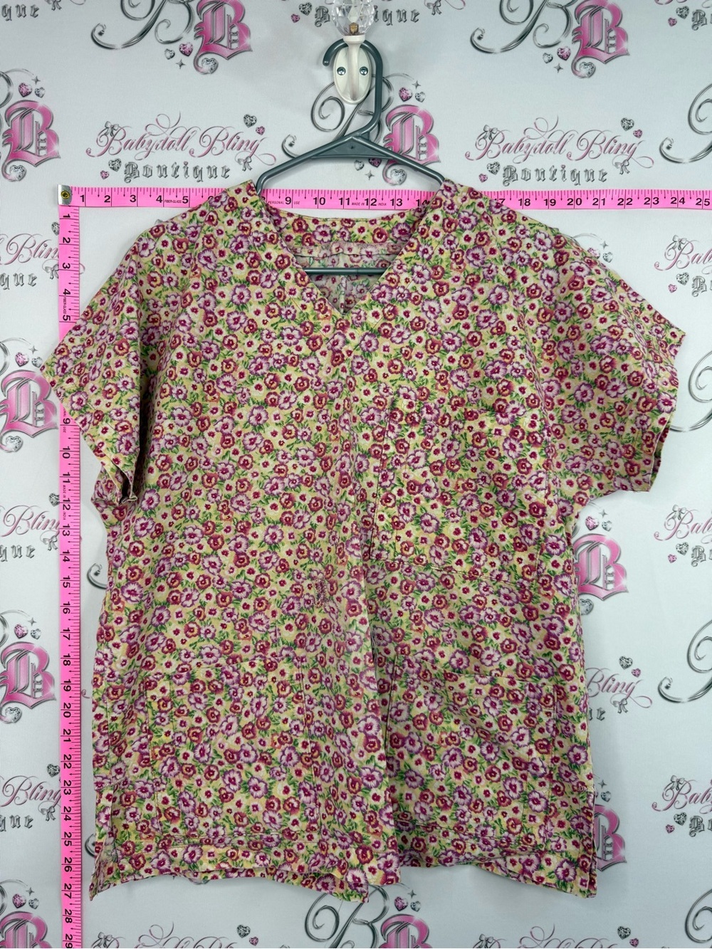 Tshirt scrubs top flowers Floral Button-Front Scrub Top in Pink Green yellow